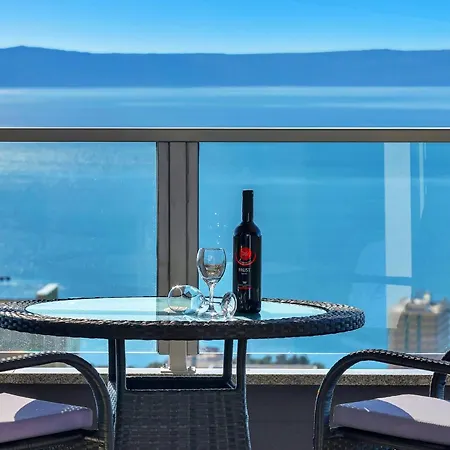 Infinite * Makarska