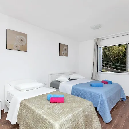 Infinite Villa