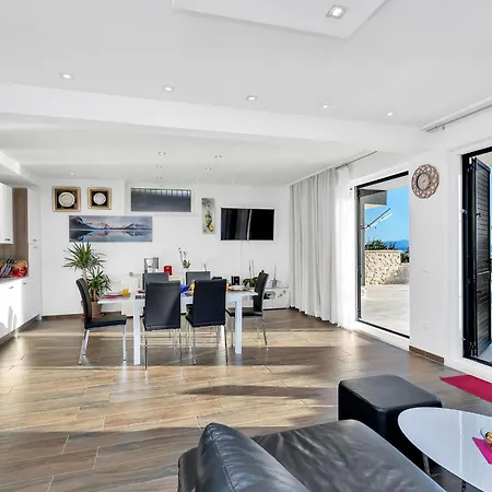 Infinite Villa *